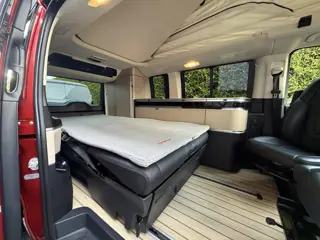Foto 13 van Mercedes-Benz V-Klasse Marco Polo Camper V300 4Matic 237pk Automaat AMG-Line l FULL-OPTIONS l NIEUWS