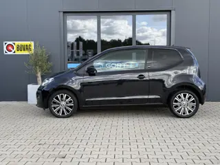 Foto 13 van Volkswagen Up! 1.0 BMT up! SOUND!