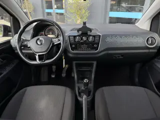Foto 14 van Volkswagen Up! 1.0 BMT up! SOUND!