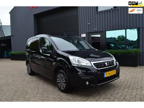 Peugeot Partner 120 1.6 BlueHDi 100 L1 Première S&S | Trekhaak | Nieuwe riem