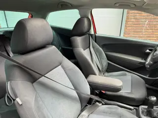 Foto 15 van Volkswagen Polo 1.2-12V Comfortline|AIRCO|NIEUWE APK|PANO