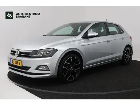 Volkswagen Polo 1.0 TSI Sport (STOELVERWARMING, PARKEERSENSOREN, MULTIMEDIA)