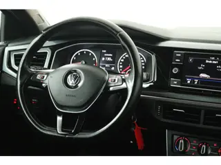 Foto 18 van Volkswagen Polo 1.0 TSI Sport (STOELVERWARMING, PARKEERSENSOREN, MULTIMEDIA)