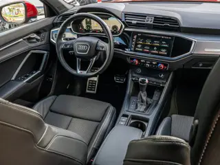 Foto 16 van Audi Q3 Sportback 45 TFSI e S Edition 20 INCH CAMERA BLACK OPTIC FULL LED VIRTUAL DASH STOELVERW