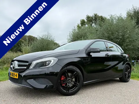 Mercedes-Benz A-klasse 180 Ambition Automaat | Navi | H-Leder | Origineel Nederlands | Clima | 17" V