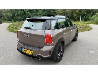 Foto 16 van Mini Countryman 1.6 Cooper S AUTOMAAT APPLE-CARPLAY PANORAMDAK NAVI XENON 17"LM