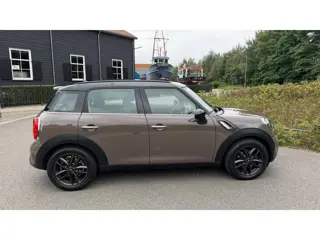 Foto 20 van Mini Countryman 1.6 Cooper S AUTOMAAT APPLE-CARPLAY PANORAMDAK NAVI XENON 17"LM