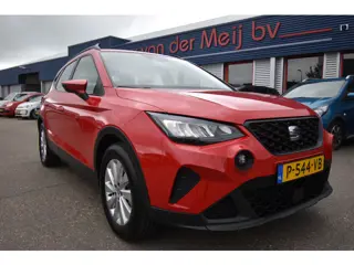 SEAT Arona 1.0 TSI Style , TREKHAAK , CLIMATR , CR CONTR , NAVI VIA APP , LMV16 , PDC A ,