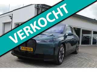 BMW IX XDrive40 High Executive/1 Eig./Trekhaak/harman kardon/massage-koeling