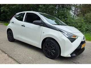 Foto 12 van Toyota Aygo 1.0 VVT-i - NL Auto - 2e Eigenaar - 69.200 KM -