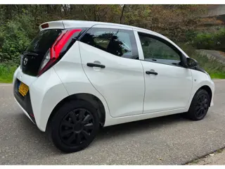 Foto 13 van Toyota Aygo 1.0 VVT-i - NL Auto - 2e Eigenaar - 69.200 KM -