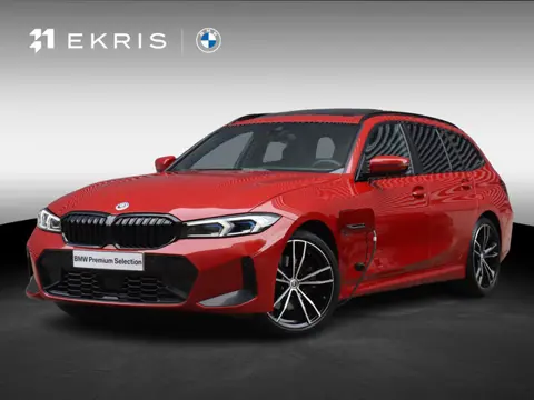 BMW 3-serie Touring Touring 330e | M Sportpakket | Panodak | Head-Up | Trekhaak | Elektr. Stoelen | 