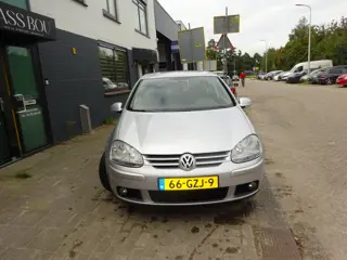 Foto 19 van Volkswagen Golf 1.4 TSI Trendline