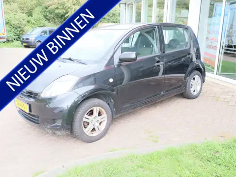Daihatsu Sirion 2 1.0-12V Trend Kan direct mee! (bj 2008)
