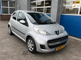 Peugeot 107 1.0-12V XS
