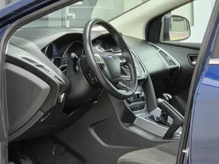 Foto 19 van Ford FOCUS Wagon 1.0 EcoB. Titanium storingsvrij nap bj 2013