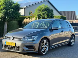 Volkswagen Golf 1.6 TDI Highline Business R 2017 Pano/Navi/Clima/Lmv