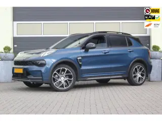Lynk & Co 01 1.5 PHEV Plug-in hybrid | NAP | Black Edition | Donkere Hemelbekleding |