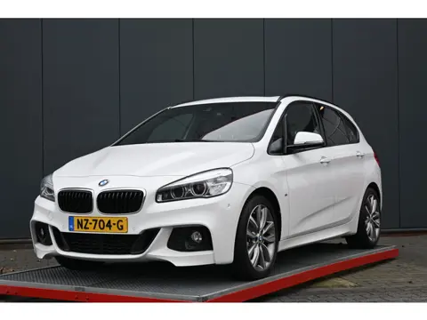 BMW 2 Serie Active Tourer 220i Centennial High Executive trekhaak m sport