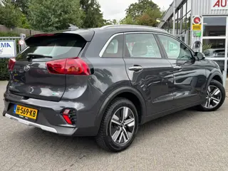 Foto 13 van Kia Niro 1.6 GDi Hybrid DynamicLine | All Season | Dealer onderhouden | Carplay |