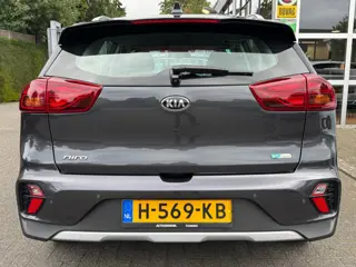 Foto 17 van Kia Niro 1.6 GDi Hybrid DynamicLine | All Season | Dealer onderhouden | Carplay |