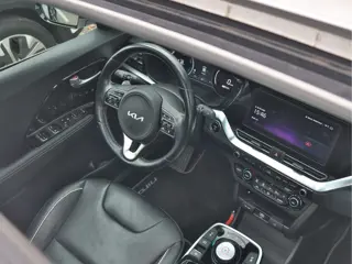 Foto 11 van Kia e-Niro ExecutiveLine 64 kWh | Leder | Memory | JBL | Schuifdak | Stoelventilatie | All-Season |