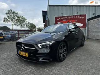 Mercedes-Benz A-klasse 250 4MATIC AMG Premium Plus | Pano | Camera | Keyless | Sfeerverlichting | Bu
