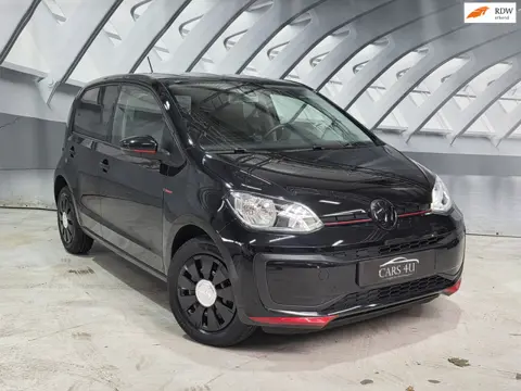 Volkswagen Up! 1.0 BMT move up! gti look
