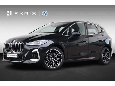 BMW 2 Serie Active Tourer 225e xDrive | SoH 99% | M-Sportpakket | LED | Navigatie | Trekhaak | Schui