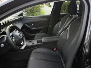 Foto 17 van Peugeot 308 1.2 PureTech Allure| 360camera|Cruise contr|CarPlay|Automaat