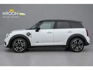 Foto 15 van MINI Countryman 1.5 Cooper SE ALL4 PHEV Chili JCW Panorama Head-Up