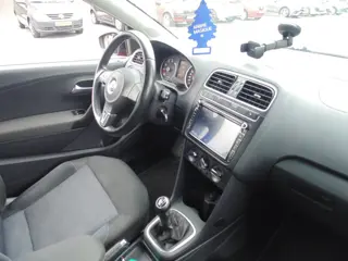 Foto 17 van Volkswagen Polo 1.2 TSI Highline MET AIRCO NAVI 2011