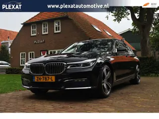 BMW 7-serie 740i High Executive Aut. | 4-Wielbesturing | Adaptieve Cruise | Dodehoekbewaking | Lucht