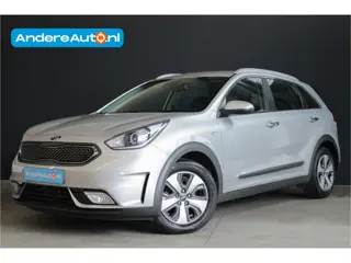 Foto 11 van Kia Niro 1.6 GDi Hybrid DynamicLine |Apple/Android|stoel/stuurverwarming|leder|
