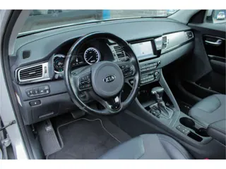 Foto 15 van Kia Niro 1.6 GDi Hybrid DynamicLine |Apple/Android|stoel/stuurverwarming|leder|