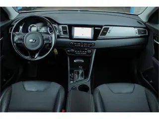 Foto 20 van Kia Niro 1.6 GDi Hybrid DynamicLine |Apple/Android|stoel/stuurverwarming|leder|