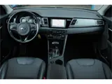Foto 30 van Kia Niro 1.6 GDi Hybrid DynamicLine |Apple/Android|stoel/stuurverwarming|leder|