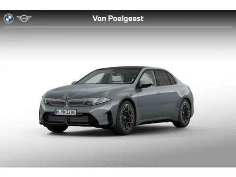 BMW i3 Sedan 50 xDrive First Edition | M Sportpakket | Innovation Pack | Trekhaak | Panoramadak