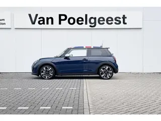Foto 20 van MINI Cooper 3-deurs 1.5 Cooper C Oxford Edition | 18 Inch Slide Spoke 2-tone