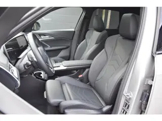 Foto 19 van BMW X1 sDrive20i | M sport | Electr. trekhaak | Leer | ACC