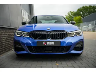 Foto 13 van BMW 3-serie 320i 184 pk High Executive M-Sport / Laser/ Pano-Dak/ ACC/ 360° Camera/ HUD/ H&K/ Keyles