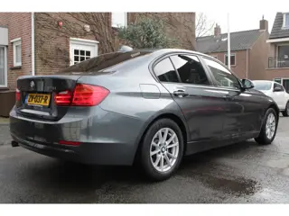 Foto 16 van BMW 3-serie 316i High Executive | Airco | Cruise Control | Elec ramen | Stoelverwarming | Parkeersen