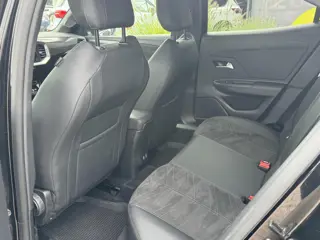 Foto 16 van Opel Mokka 1.2 Turbo Ultimate AUT Rijklaar incl. grote beurt en 100% dealer onderhouden bij ons! | K