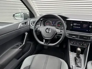 Foto 17 van Volkswagen Polo 1.0 TSI Highline |Carplay|Stoelver|ACC|