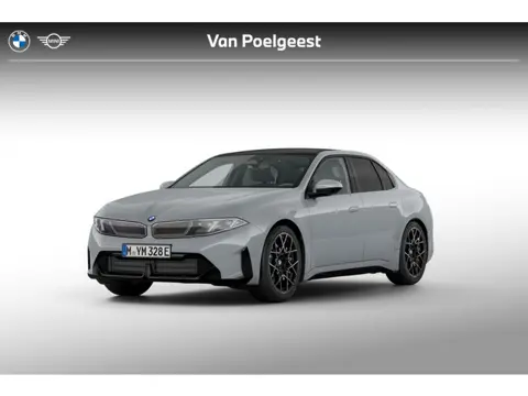 BMW i3 Sedan 50 xDrive First Edition | M Sportpakket | Innovation Pack | Trekhaak | Panoramadak
