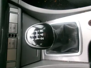 Foto 16 van Ford FOCUS Wagon 1.8 Limited (bj 2010)