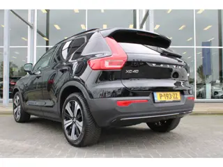 Foto 19 van Volvo XC40 232PK Recharge Ultimate 70 kWh | Schuif/kanteldak | H&K Audio | El. stoelen | Pilot Assis