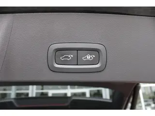 Foto 15 van Volvo XC40 232PK Recharge Ultimate 70 kWh | Schuif/kanteldak | H&K Audio | El. stoelen | Pilot Assis