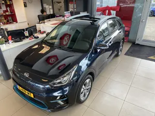 Foto 19 van Kia e-Niro DynamicPlusLine 64 kWh!!!,SOH 100%,1e Eigenaar,Dealeronderhouden,Panoramadak,Navigatie,Ac