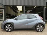 Foto 30 van TOYOTA AYGO X HYBRID 115 PLAY NIEUW! / Camera / 17 Inch / Stoelverw. / FABRIEKS garantie